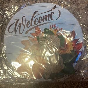 Fall welcome sign